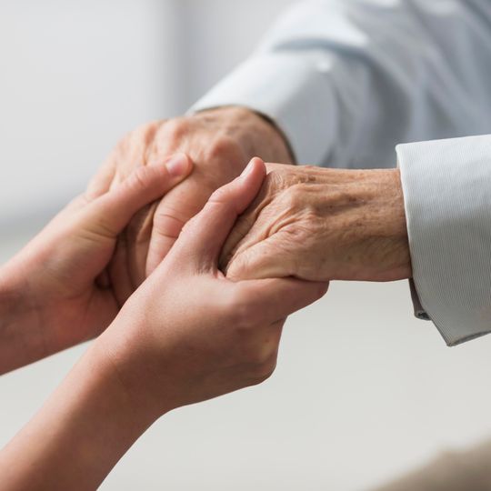 ℹ️Centrum Usług Społecznych w Kamienicy Polskiej: Program „Korpus Wsparcia Seniorów” - usługi teleopiekiℹ️