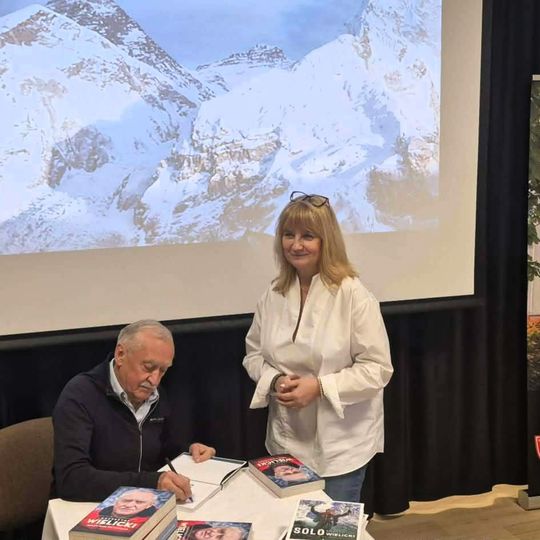 Inspirujące spotkanie z niezwykłym człowiekiem. Krzysztof Wielicki w Liceum Ogólnokształcącym w Kamienicy Polskiej Inspirujące spotkanie z niezwykłym człowiekiem. Krzysztof Wielicki w Liceum Ogólnokształcącym w Kamienicy Polskiej
