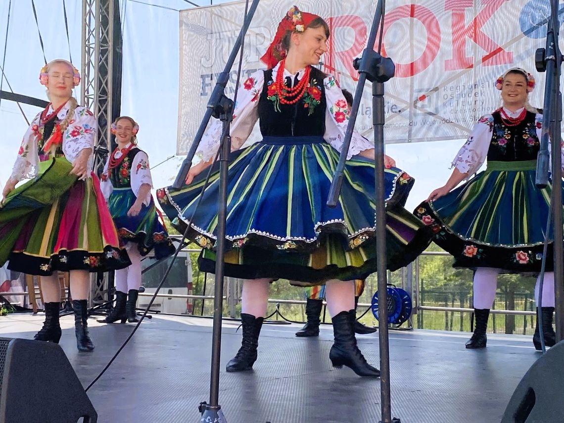 Zespół Folklorystyczny „Kamienica” podczas Jura Rok Festival 🎶🎉