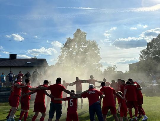 TAK ŚWIĘTOWAŁ LKS „KAMIENICA POLSKA” AWANS DO KLASY OKRĘGOWEJ