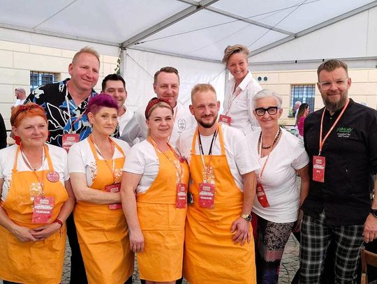 XIX Festiwal "Śląskie Smaki" 2025 – Nowoczesne Koło Gospodyń i Gospodarzy Wiejskich "Karolinki" na podium!