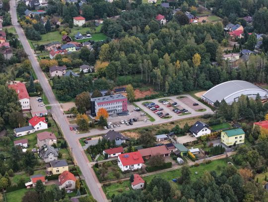 Widok z lotu ptaka na Kamienicę Polską Widok z lotu ptaka na Kamienicę Polską