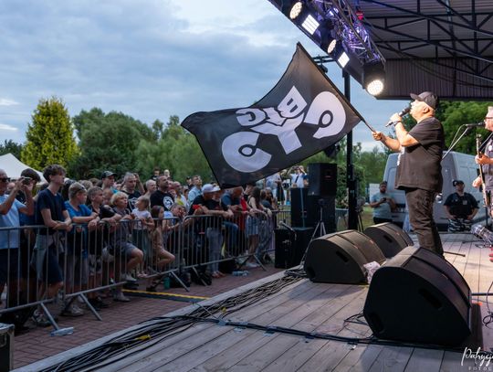 Występ zespołu Big Cyc podczas Dni Gminy Kamienica Polska Występ zespołu Big Cyc podczas Dni Gminy Kamienica Polska