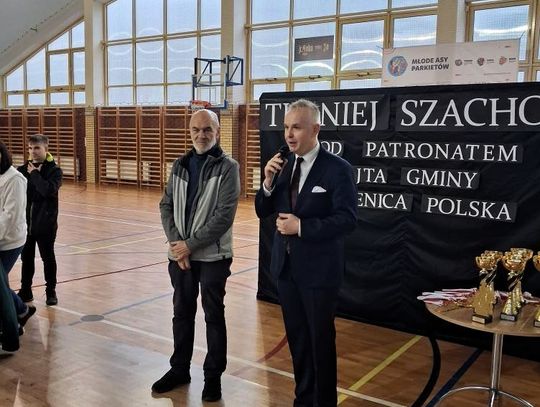 Turniej Szachowy o Puchar Wójta Gminy Kamienica Polska Turniej Szachowy o Puchar Wójta Gminy Kamienica Polska