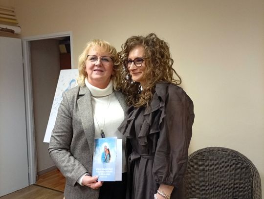 Spotkanie autorskie z Barbarą Sochą w Gminnej Bibliotece Publicznej w Kamienicy Polskiej