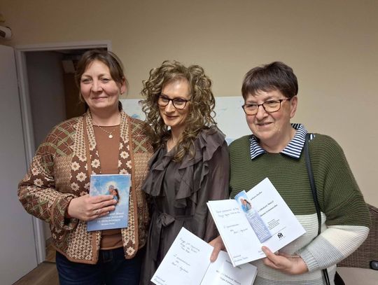 Spotkanie autorskie z Barbarą Sochą w Gminnej Bibliotece Publicznej w Kamienicy Polskiej